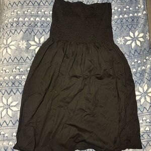 Elegant Black Strapless Dress